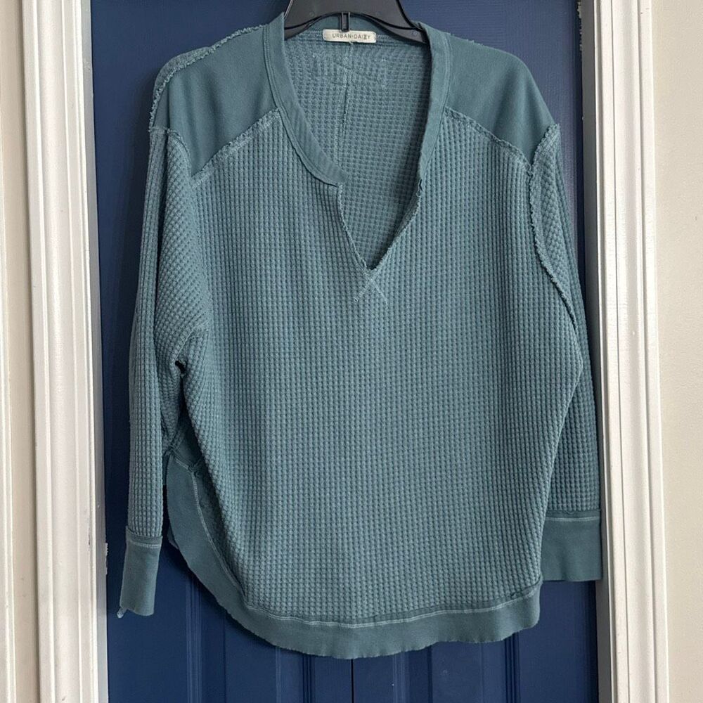 Urban Daizy Waffle Pullover Size M